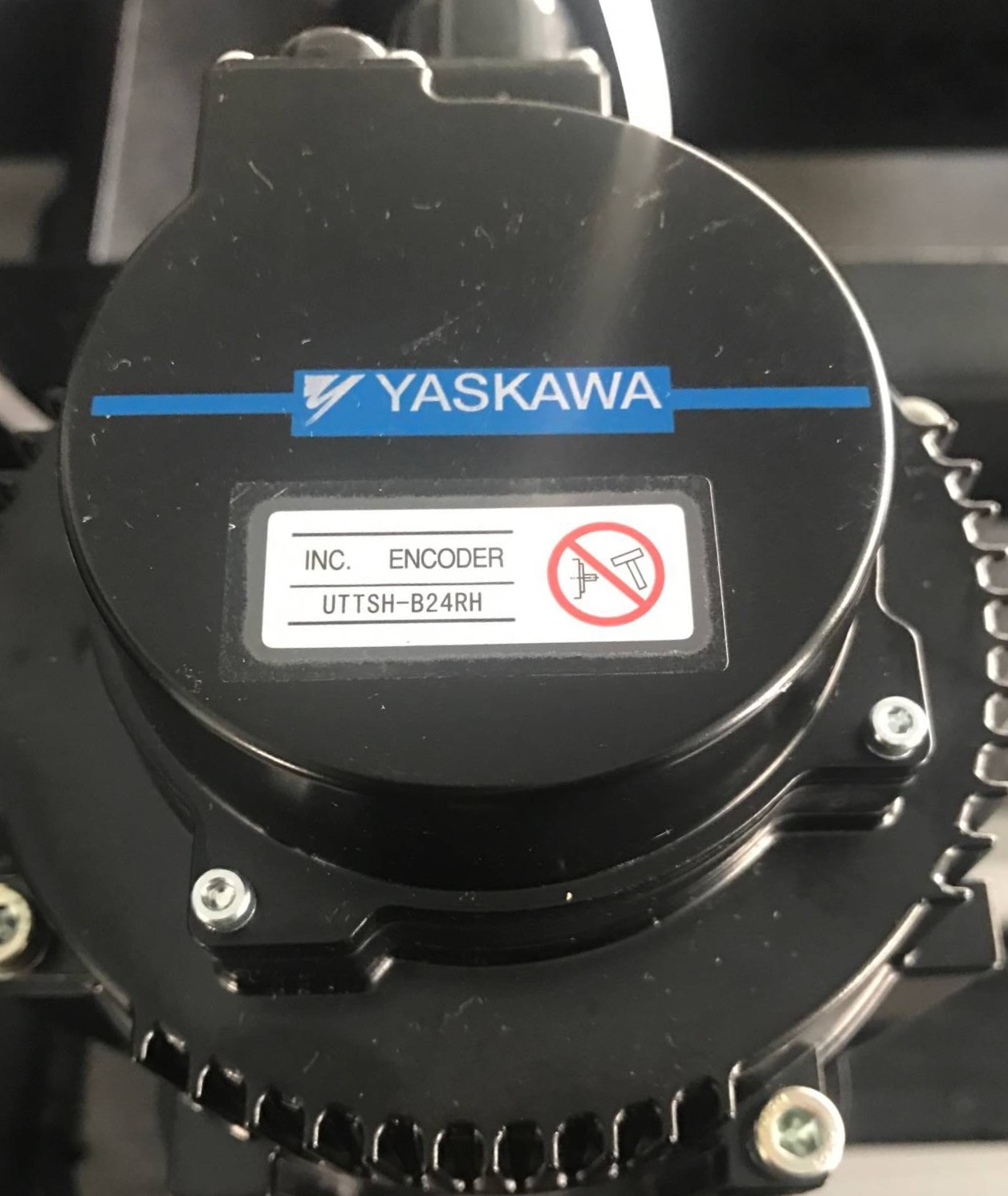 Japan YASKAWA Servo Moto