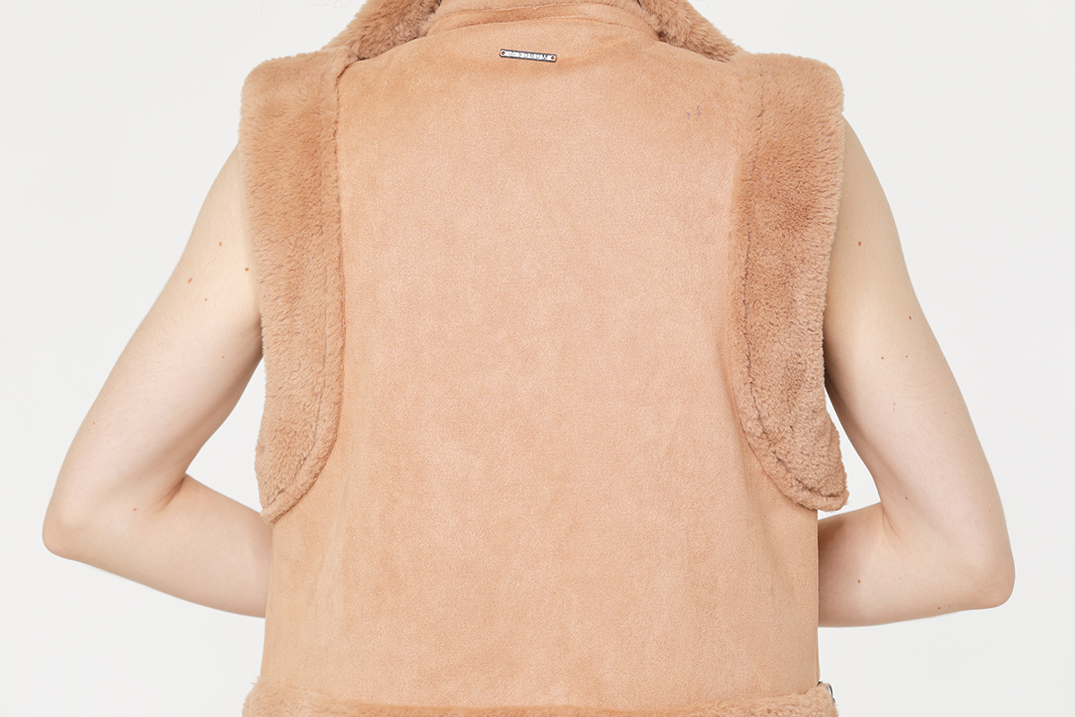 Fake Rabbit Fur Composite Suede Vest