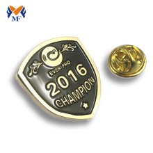 Zinc alloy school pin badge souvenir gifts