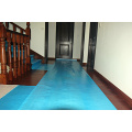 Alfombrilla protectora y transpirable para proteger los pisos de madera