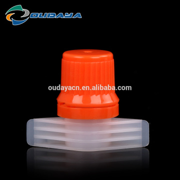 Boquilla de 9.6 mm con tapa para bolsas de agua potable