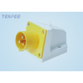 Industrial Wall Mounted Plug 16A 220-240V IP44