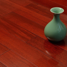 Finition sablée de Kasai Hardwood Flooring