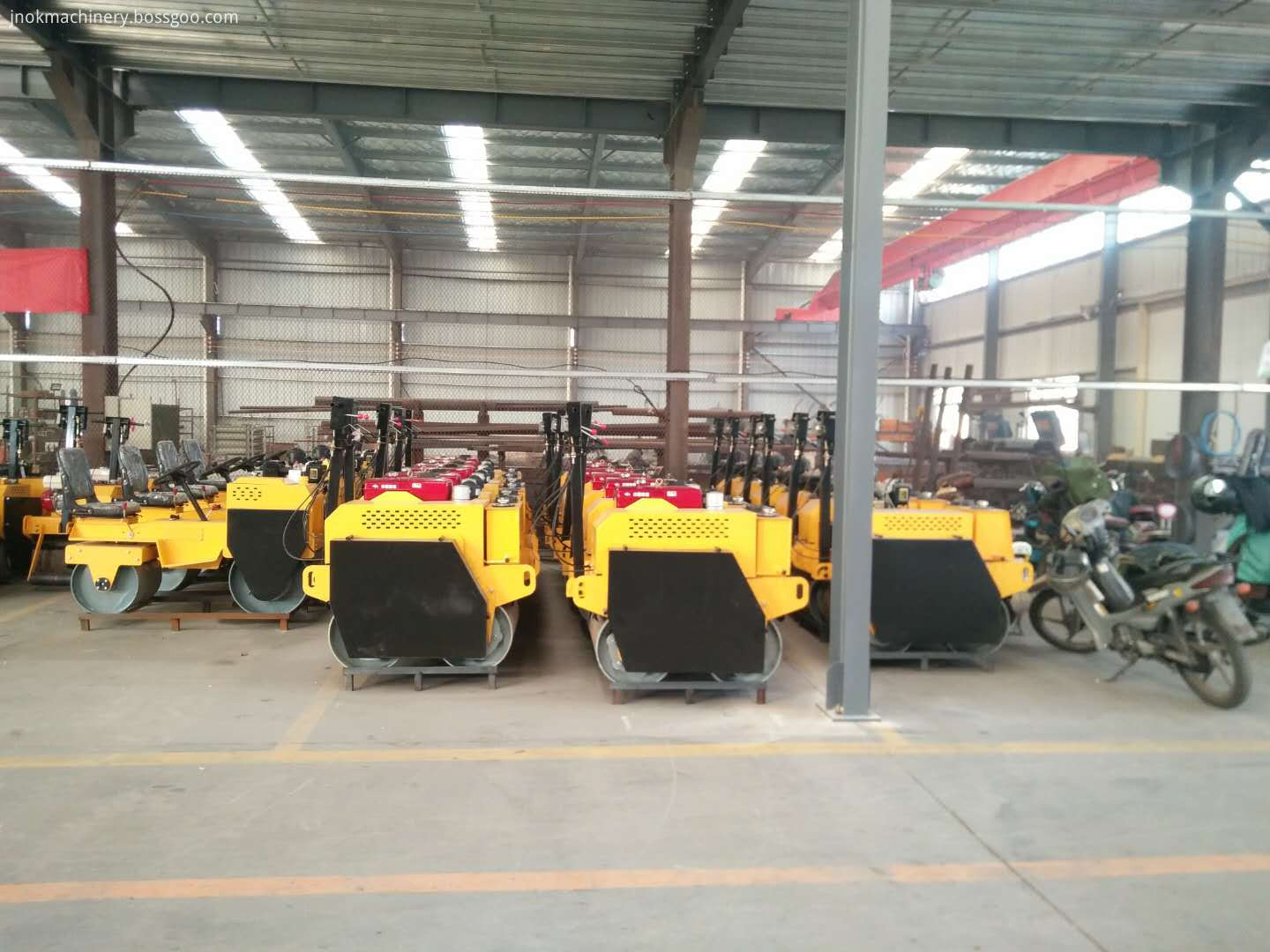 Walk Behind Vibratory Road Roller Compactor