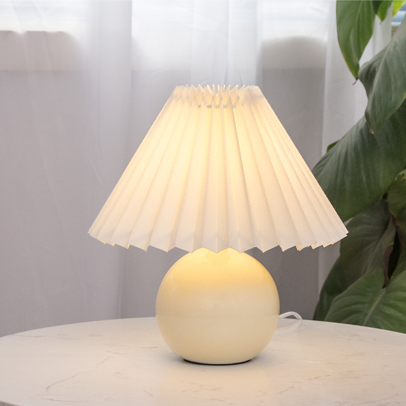 Applicantion Retro Table Lamp