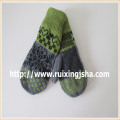 Frauen gestrickter Handschuh mit Fleece Futter