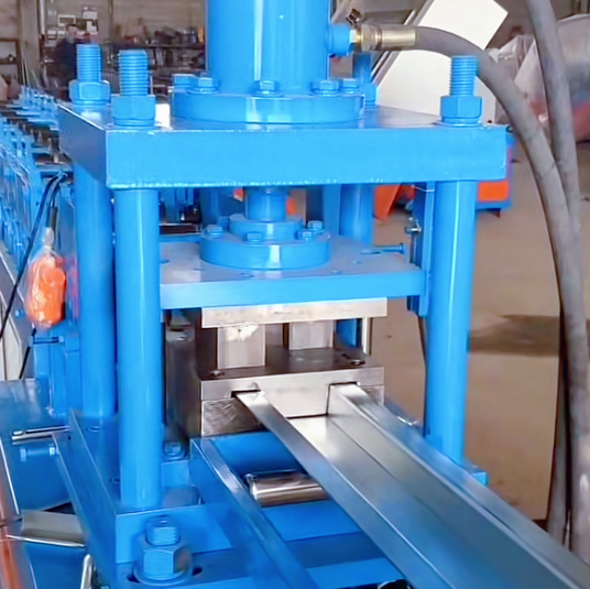 Roll forming machine Roll forming machine