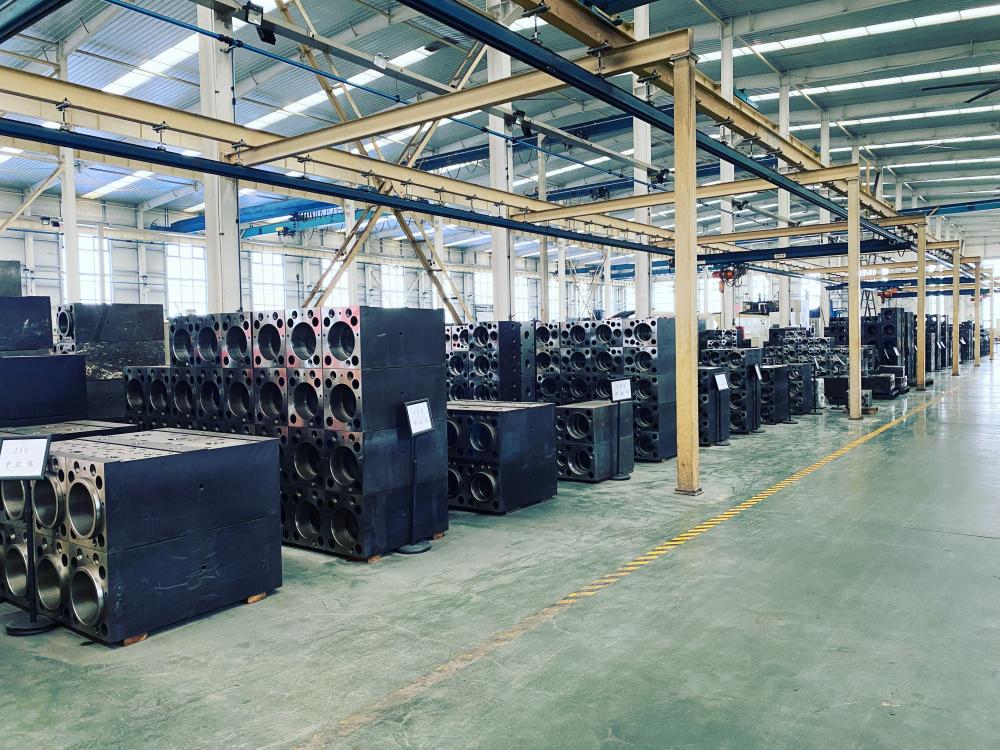 Hydraulic Breaker Cylinders Hydraulic Breaker Cylinders