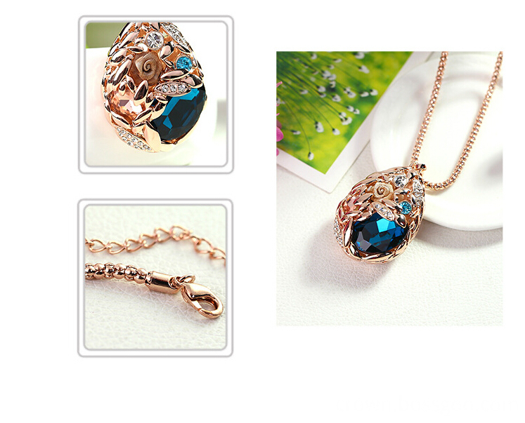 blue pendant 