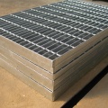 Waterway drainage grid heavy-duty spliced steel grate