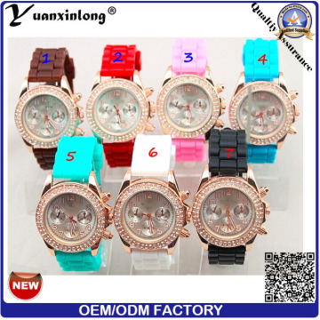 YXL-191 promotionnel Mesdames Diamond Watch Silicone occasionnels Vogue Lady robe montres plus fuseau horaire poignet