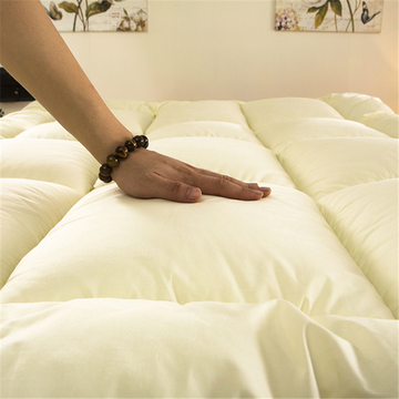 Surmatelas rembourré en mousse à mémoire de massage en microfibre Fabic