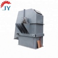 Bucket conveyor for sand