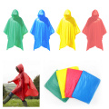 Venta al por mayor ligero de PVC Poncho de lluvia para la publicidad de regalo