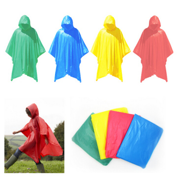 Venta al por mayor ligero de PVC Poncho de lluvia para la publicidad de regalo