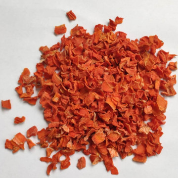 Dehydrated carrot dices 9x9mm