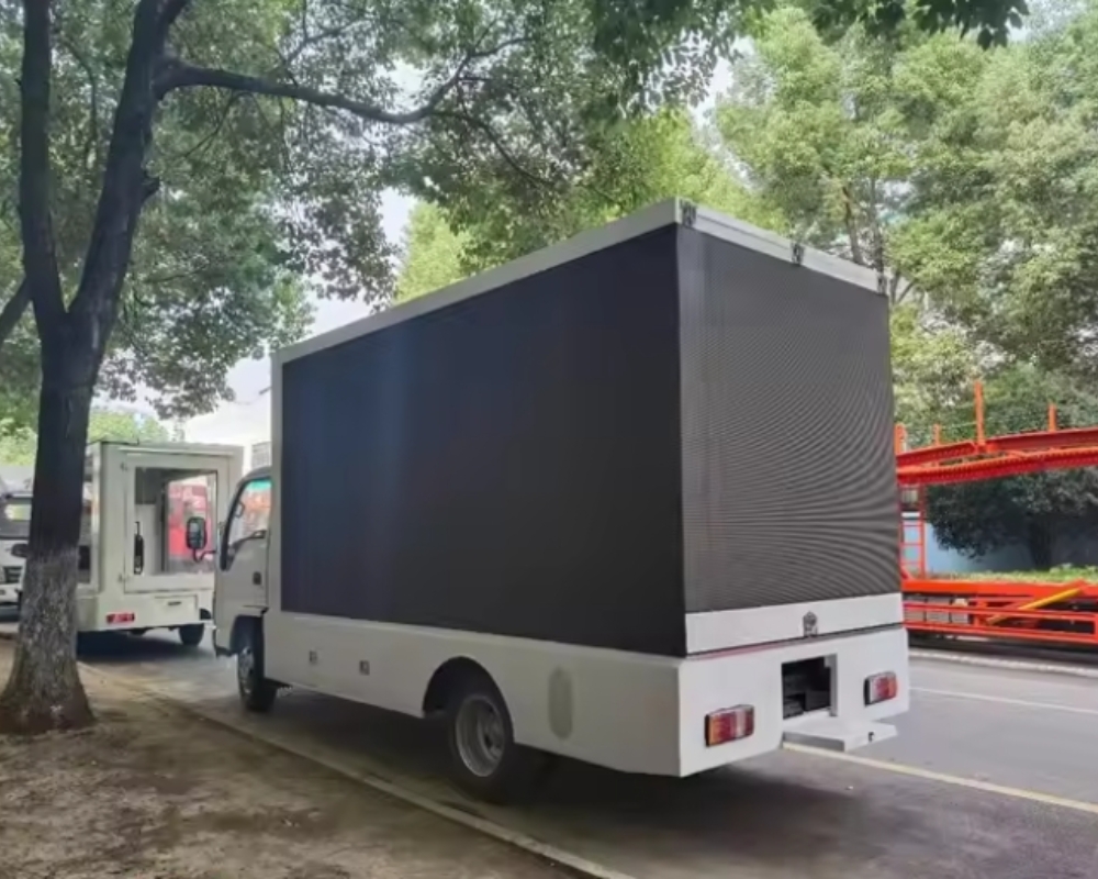 7 cubic led truck 7 cubic led truck