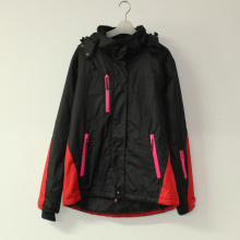 Veste en jersey de polie rembourré imperméable et imperméable à l&#39;élastique noir / rouge avec pour adulte