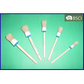 528W White Bristle Round Brush with Wooden Handle