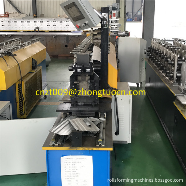 L angle roll forming machine 4