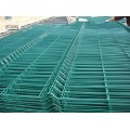 Niedriger Preis 2X2 PVC geschweißte Wire Mesh Zaun Panels in 6 Gauge