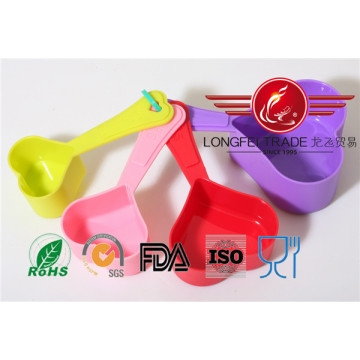 Plastic Heart Shaped Measuring Spoon