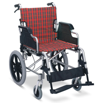 Fauteuil roulant manuel en aluminium léger pliant conçu