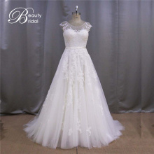 Une robe de mariée mariage dentelle ligne