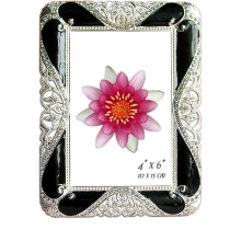 Luxurious Photo Frame With Diamond And Crystal In 4x6 inch