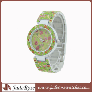 Reloj de pulsera de aleación colorido y de moda