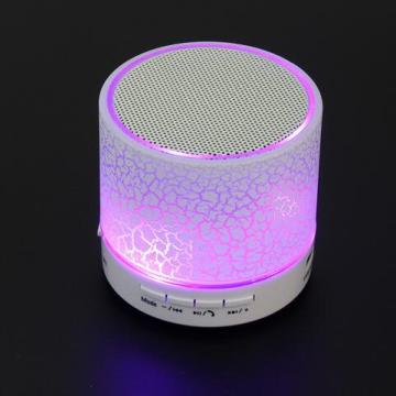Bluetooth Günstigen Preis Wireless LED Lautsprecher