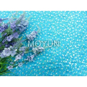 POLY TRICOT AVEC 3 MM + 5 MM SEQUIN EMBD 50/52 "