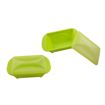 green Rectangle silicone lunchbox with cover