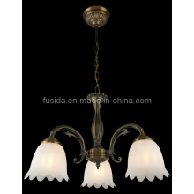 Lámpara de araña antigua de diseño europeo tradicional