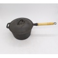 Cast Iron Pots With Wood Handle for cooking