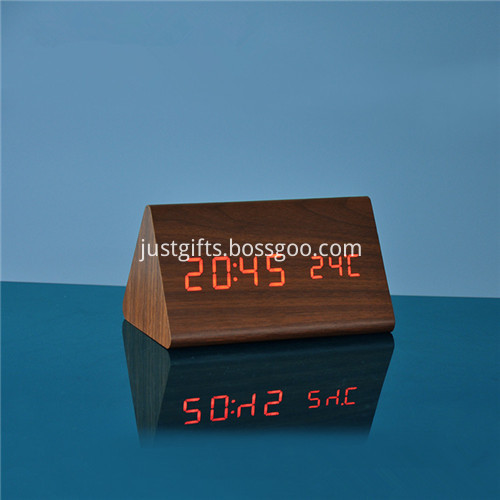 LED Wooden Clock 3