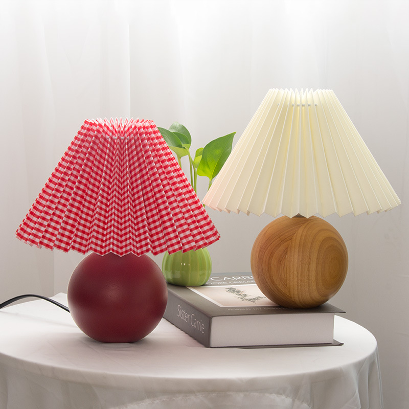 2Applicantion Black Table Lamp