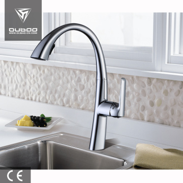 Single Handle Kitchen Faucet with Pull Out Spray