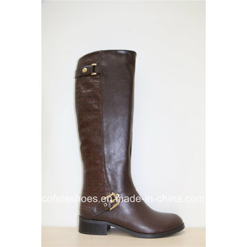 Novas botas de Brown Flat Women com desenhos simples