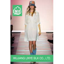 Wujiang 100% tecido simples de poliéster para lenços / vestidos