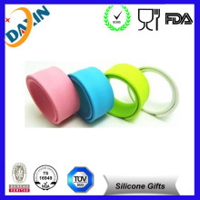 China Fábrica barato personalizado Silicone Slap Bracelet, Slap Bracelet