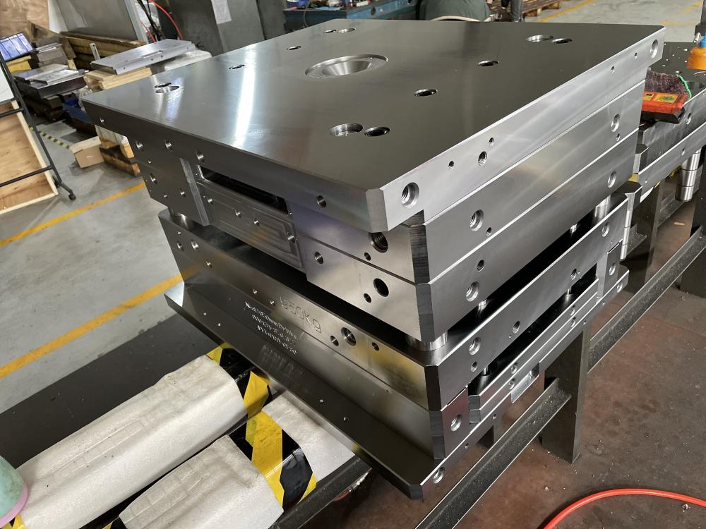 High Quality Plastic Mold Base High Quality Plastic Mold Base