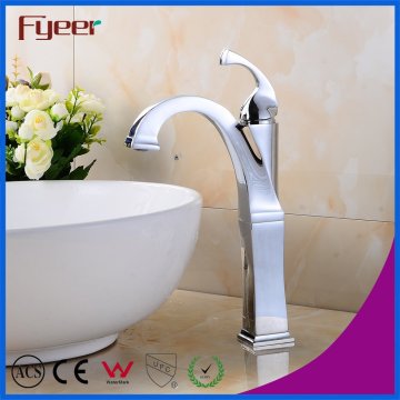 Grifo de mezclador de agua fría caliente plateado cromo del estilo de Fyeer Vitage