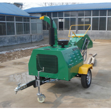 30HP diesel engine self power wood chipper