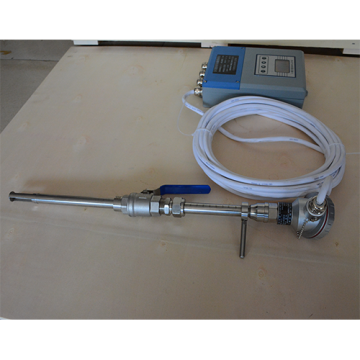 Insertion type thermal gas mass flow meter