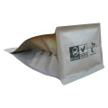 Marineblaue Verpackung für kompostierbaren Kaffee nach europäischem Bio-Standard