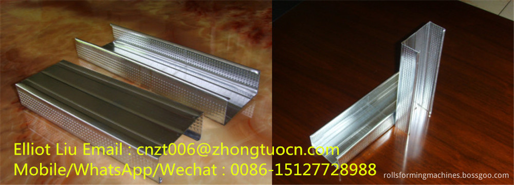 Adjustable roll forming machne to make studs