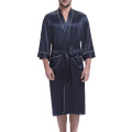 Robe de nuit de bain de bain en soie en satin pour hommes