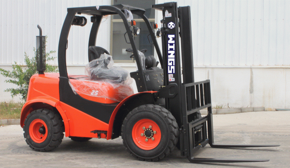 Terrain Forklift 2.5 Ton