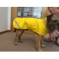 Amarillo PU impermeable para mascotas